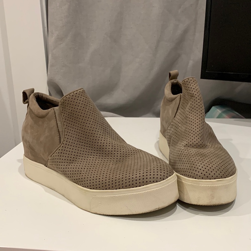 Tan Tiny Heel Suede Shoes